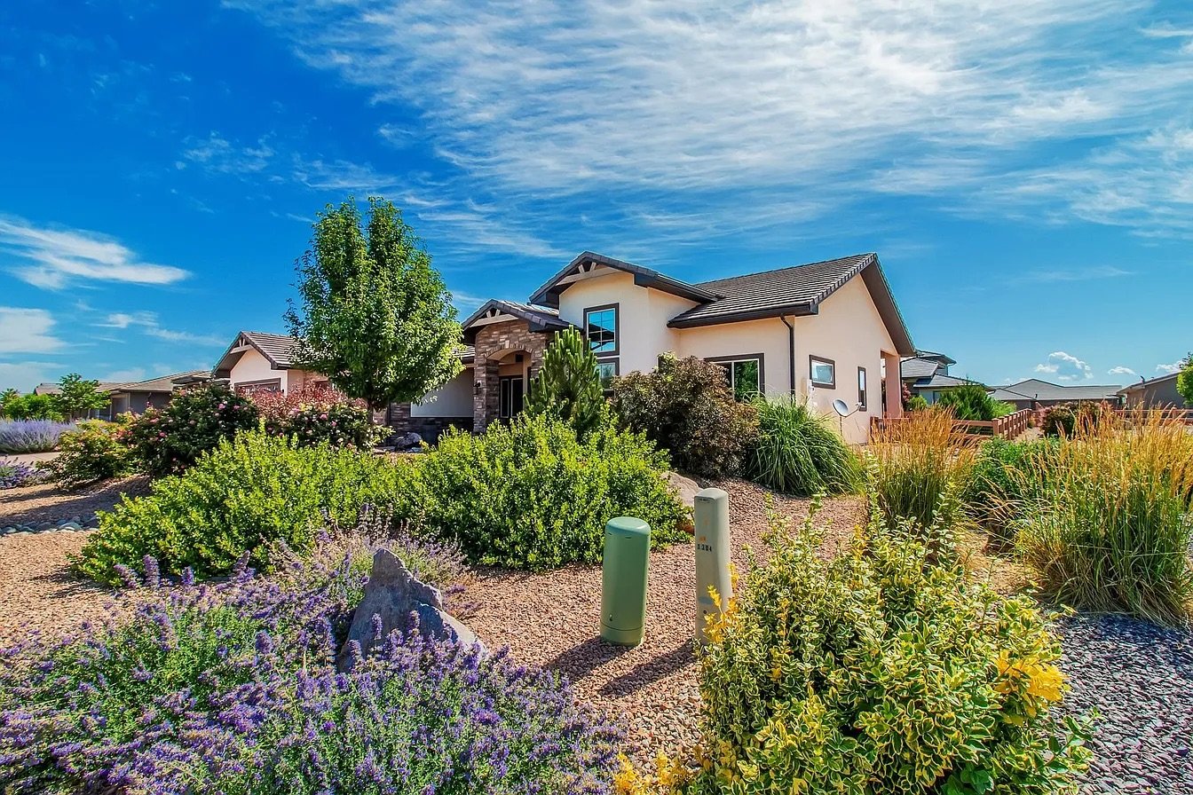 1304 Fairway Dr, Fruita, CO &mdash; Sold $803,000